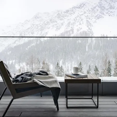 فندق Tschuggen Grand - The Leading Of The World