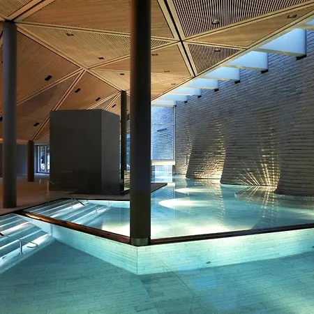 Tschuggen Grand - The Leading Of The World ארוזה